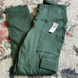 High waist PowerPress cargo leggings